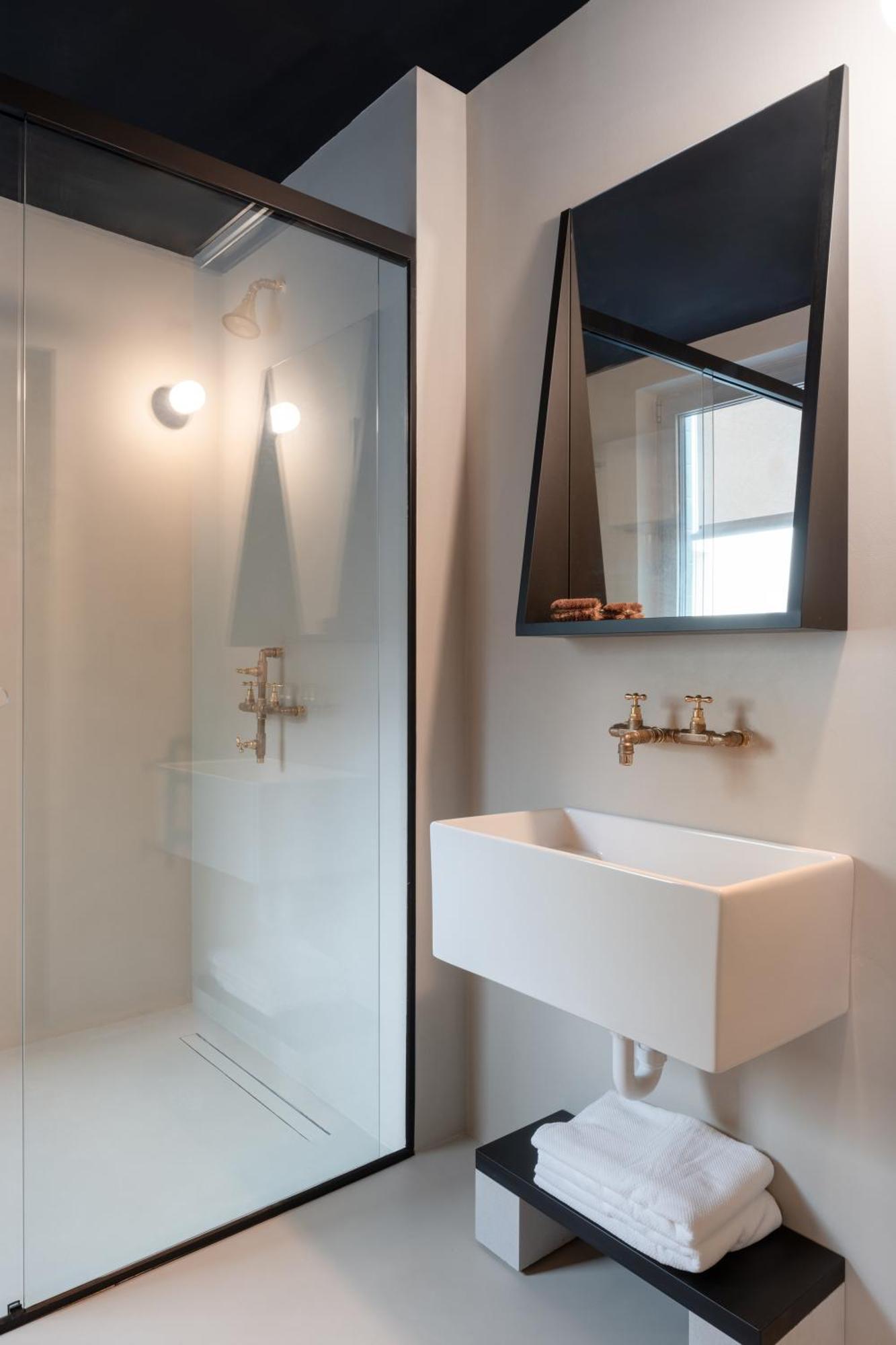 B5 Boutique Hotel (Adults Only) ลูกาโน ภายนอก รูปภาพ