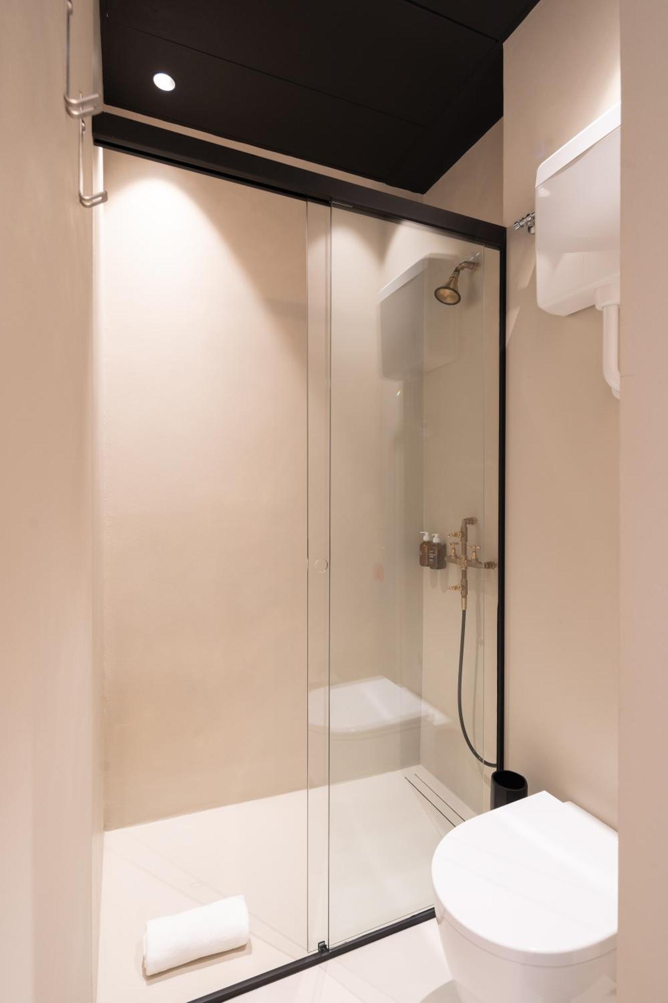 B5 Boutique Hotel (Adults Only) ลูกาโน ภายนอก รูปภาพ